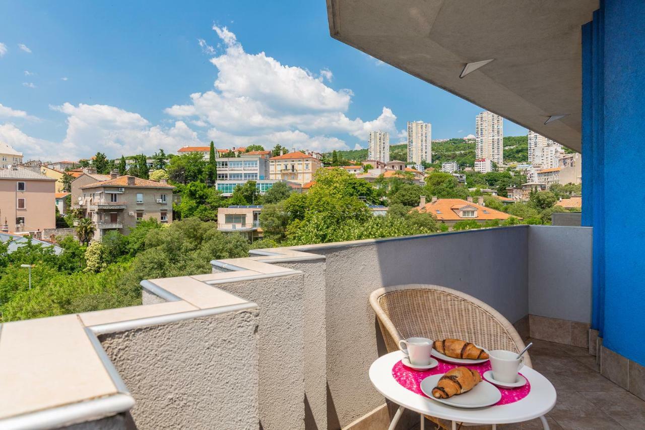 Deluxe Apartment Marina With A Private Parking Риека Экстерьер фото